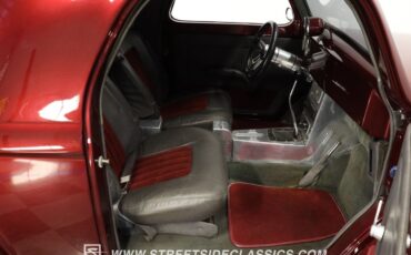 Willys-Coupe-1941-Razzling-Red-Dark-Gray-44