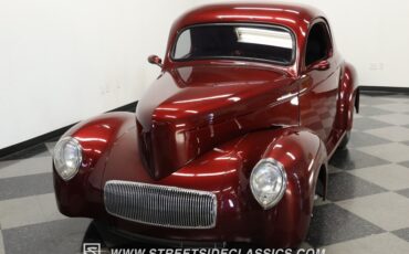 Willys-Coupe-1941-Razzling-Red-Dark-Gray-5