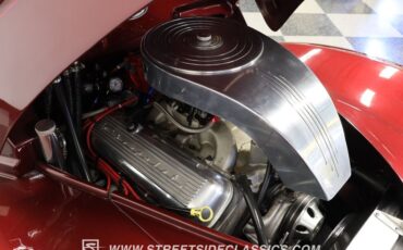Willys-Coupe-1941-Razzling-Red-Dark-Gray-8