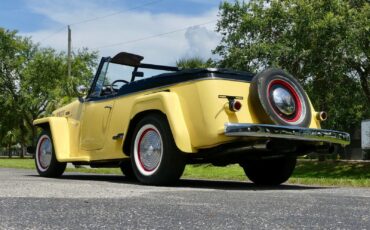 Willys-Jeepster-1949-Convertible-13