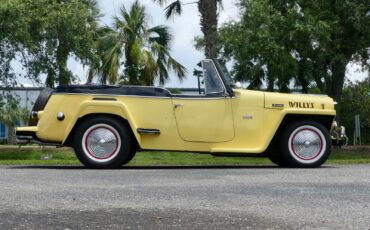 Willys-Jeepster-1949-Convertible-21