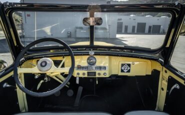 Willys-Jeepster-1950-YellowWhite-Black-9