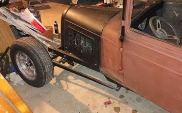 Willys-Knight-1928-Black-Brown-2