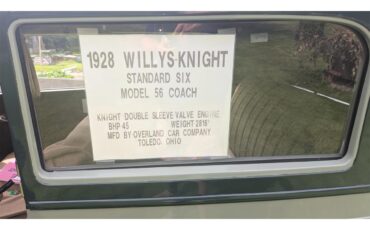 Willys-Knight-1928-Two-Tone-green-with-Sandstone-–-taupe-14