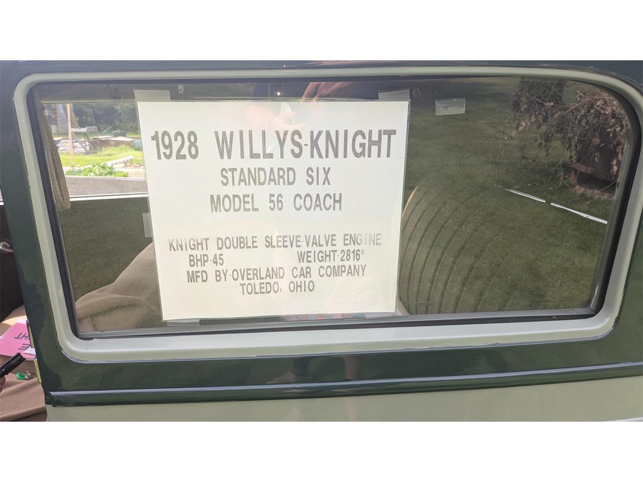 Willys-Knight-1928-Two-Tone-green-with-Sandstone-–-taupe-14