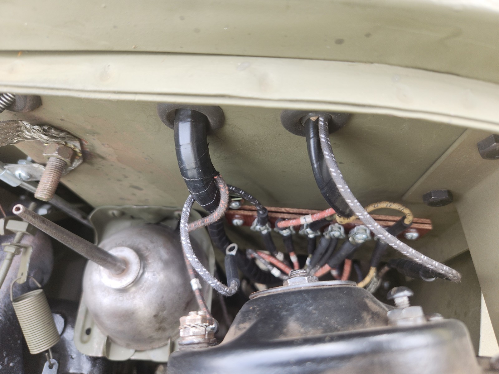 Willys-November-1941-Slat-Grill-Jeep-Fully-Restored-Original-Parts-1941-29