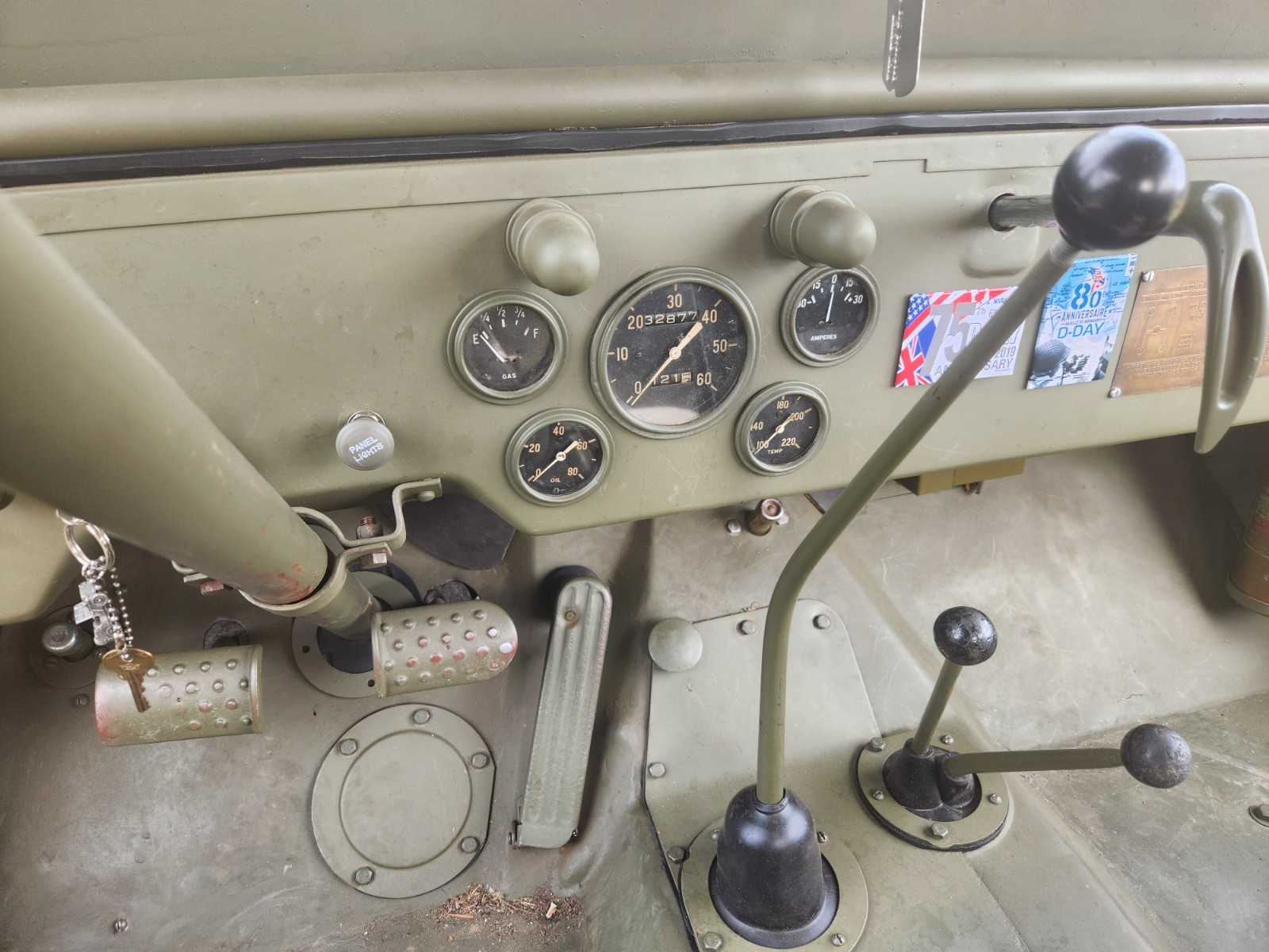 Willys-November-1941-Slat-Grill-Jeep-Fully-Restored-Original-Parts-1941-6