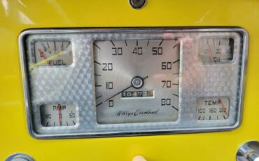 Willys-Overland-1948-Yellow-Black-11