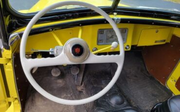 Willys-Overland-1948-Yellow-Black-12