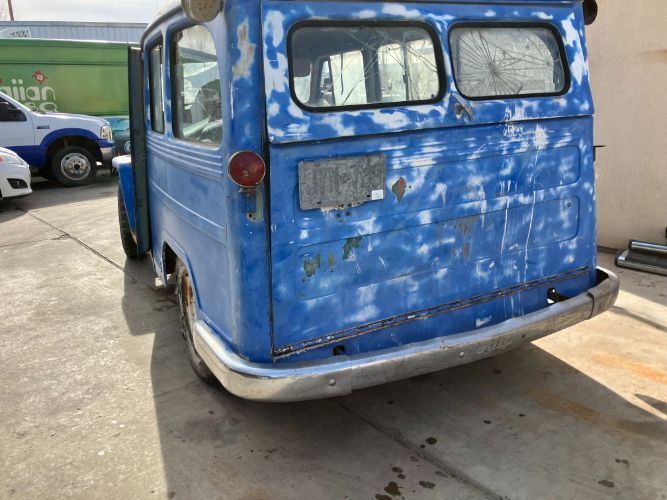 Willys-Overland-1950-3