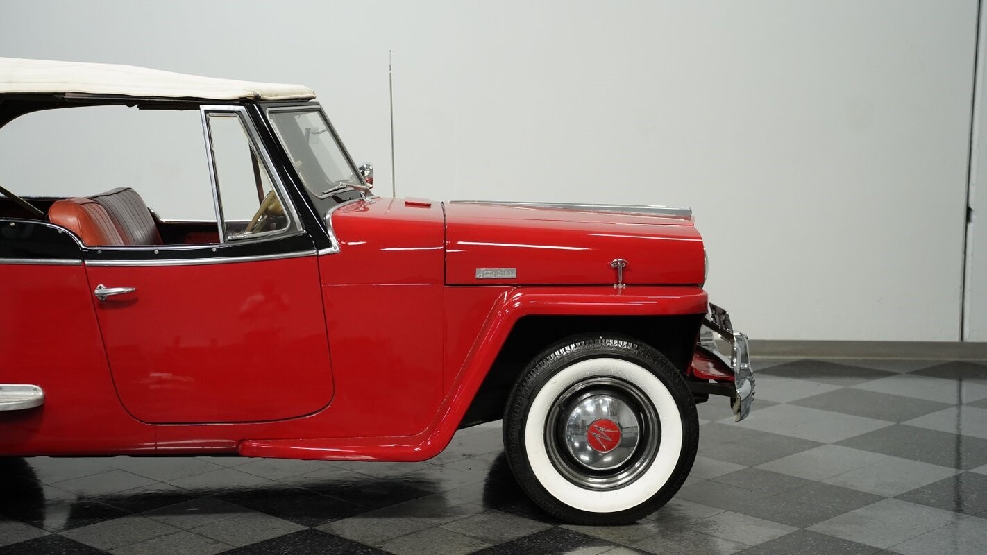 Willys-Overland-Jeepster-1949-Convertible-24