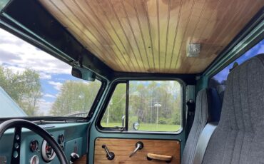 Willys-Pickup-1963-Light-Green-BlackGreen-wood-1