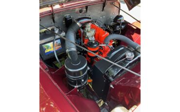 Willys-Wagoneer-1951-Burgundy-Tan-14