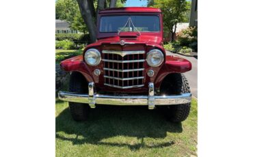 Willys-Wagoneer-1951-Burgundy-Tan-3