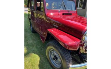 Willys-Wagoneer-1951-Burgundy-Tan-4