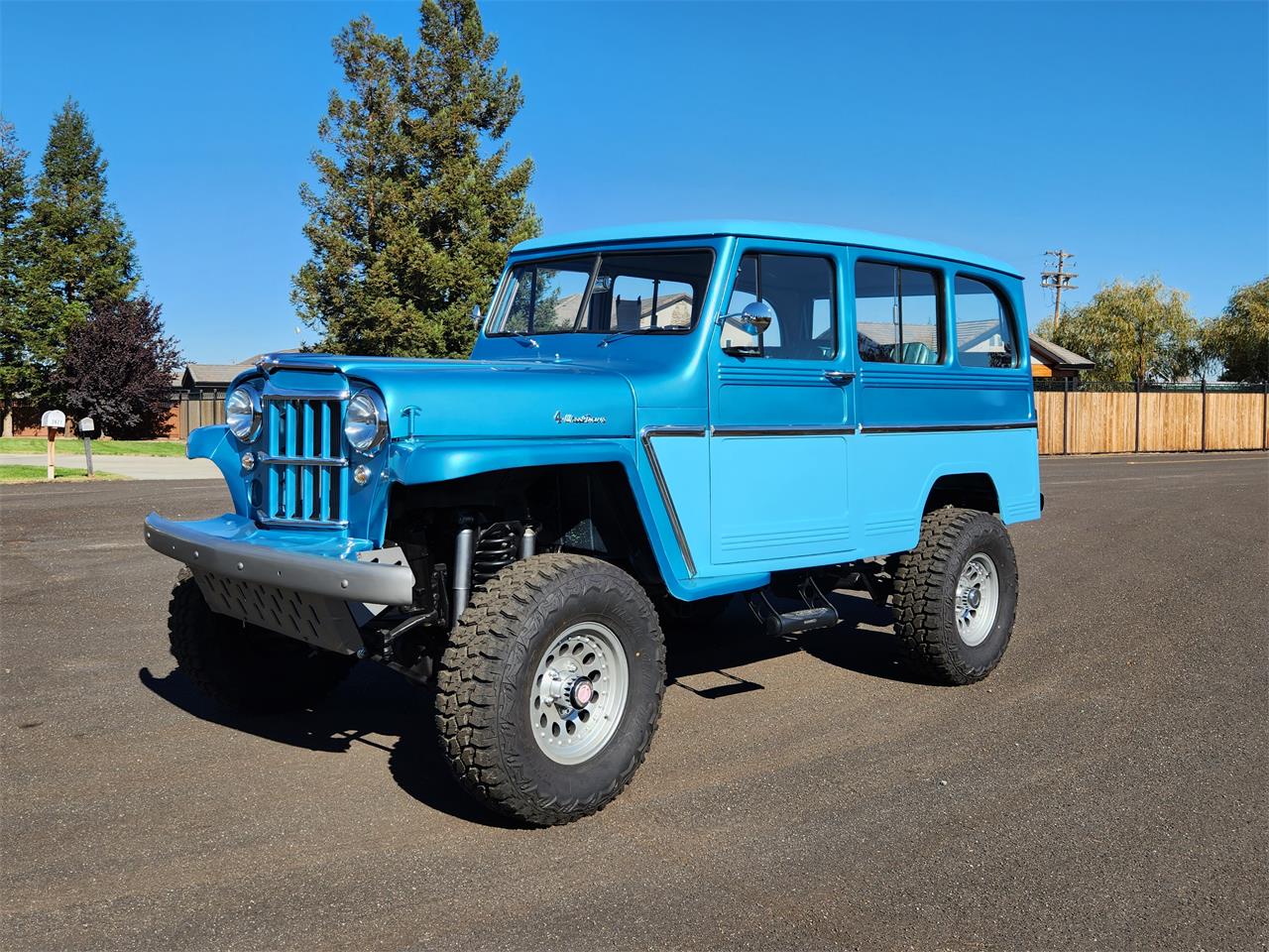Willys-Wagoneer-1961-Two-tone-turquoise-Grayturquoise-13