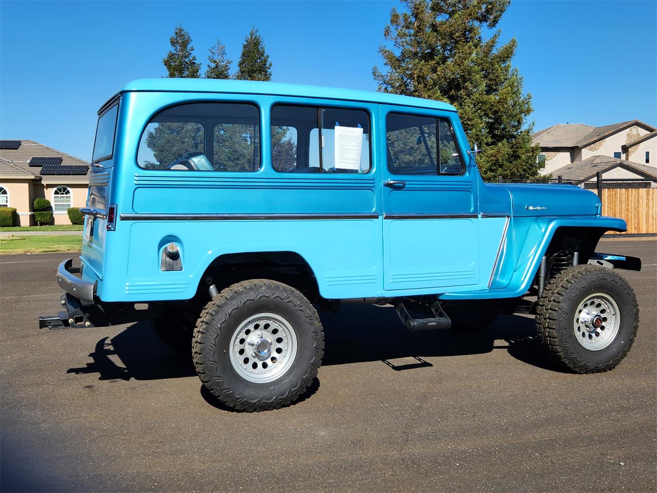Willys-Wagoneer-1961-Two-tone-turquoise-Grayturquoise-5