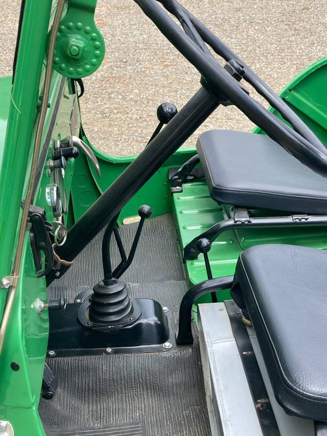 Willys-cj-2-a-1946-green-16