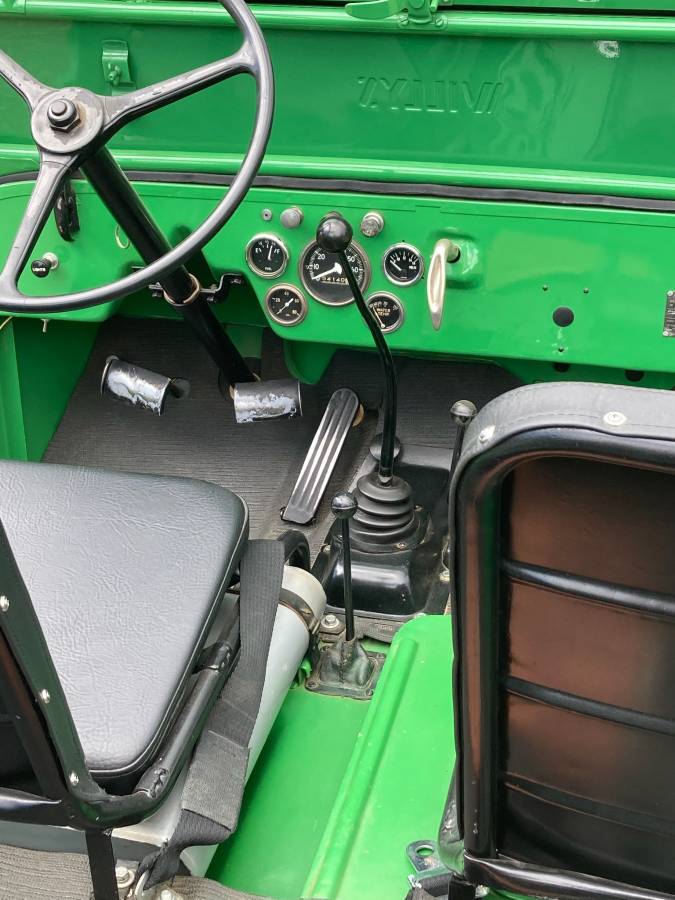 Willys-cj-2-a-1946-green-19