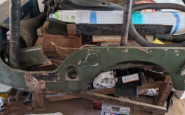 Willys-cj2a-1947-green-2