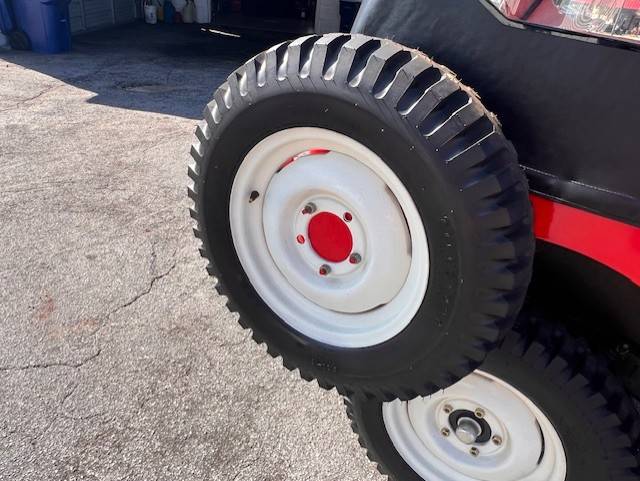 Willys-cj2a-jeep-1948-red-17