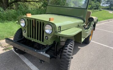 Willys-jeep-1945-green-1