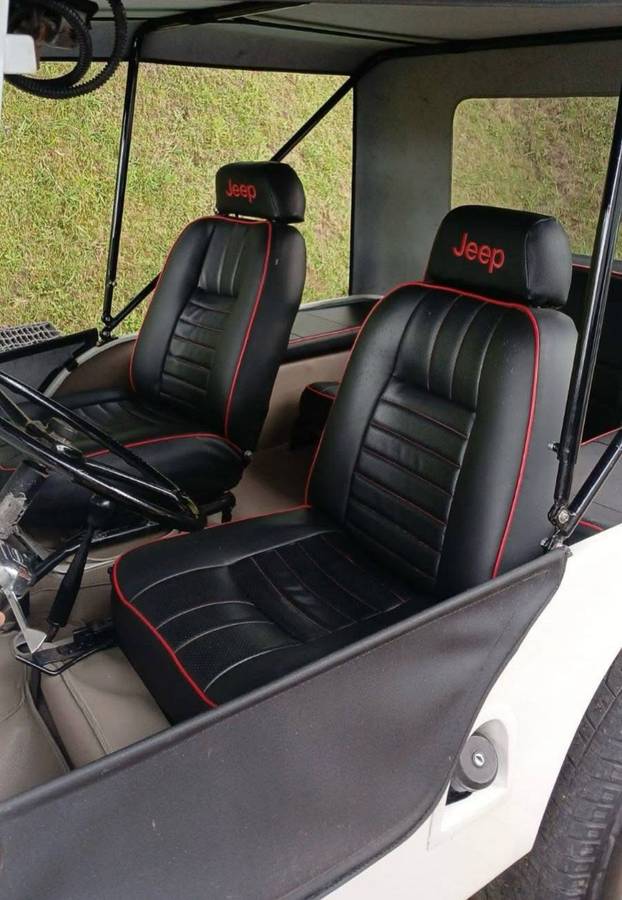 Willys-jeep-1947-white-3