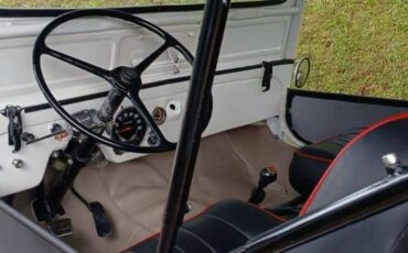 Willys-jeep-1947-white-6