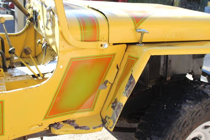 Willys-jeep-1947-yellow-10