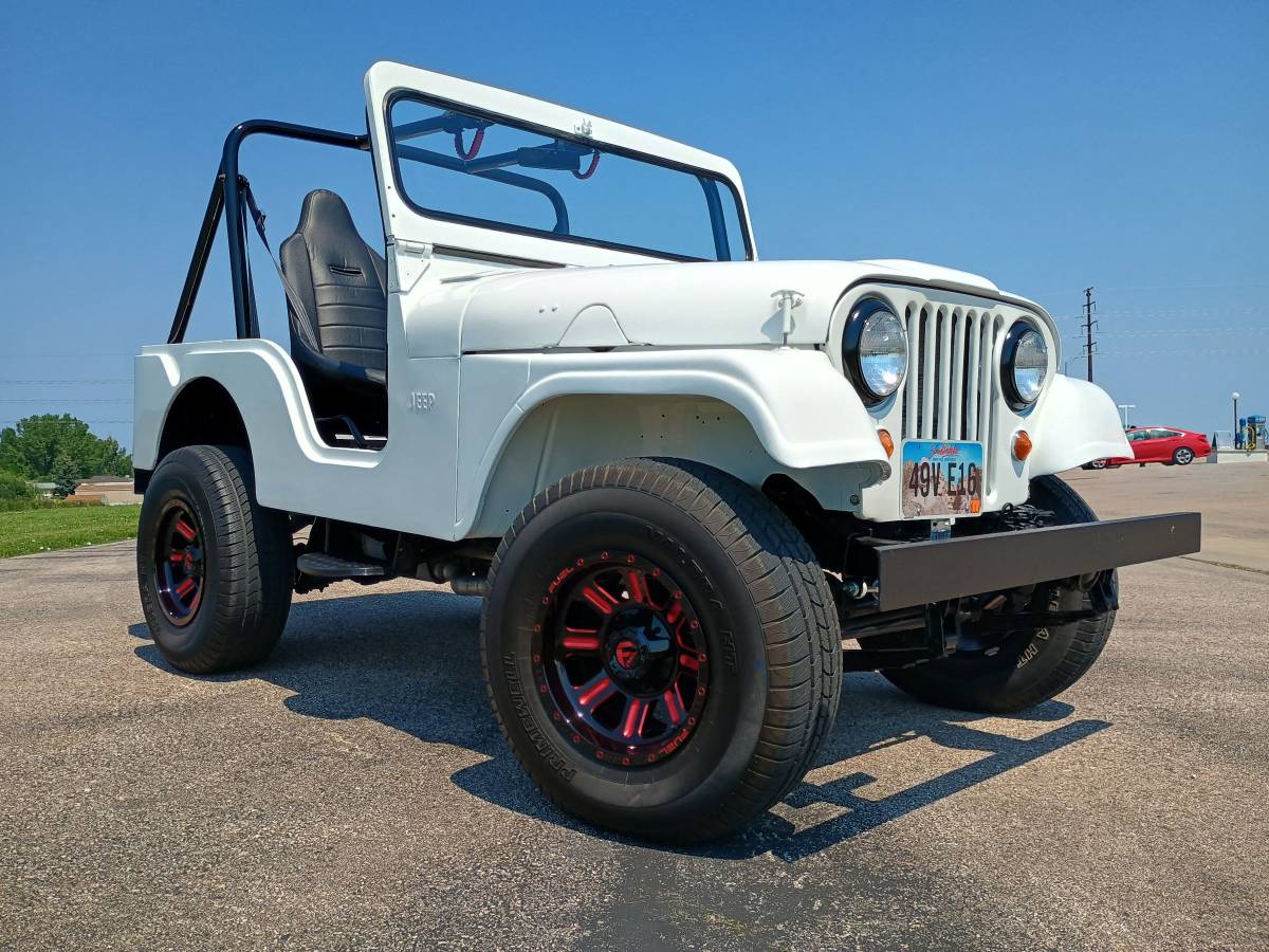 Willys-jeep-1959-white-6