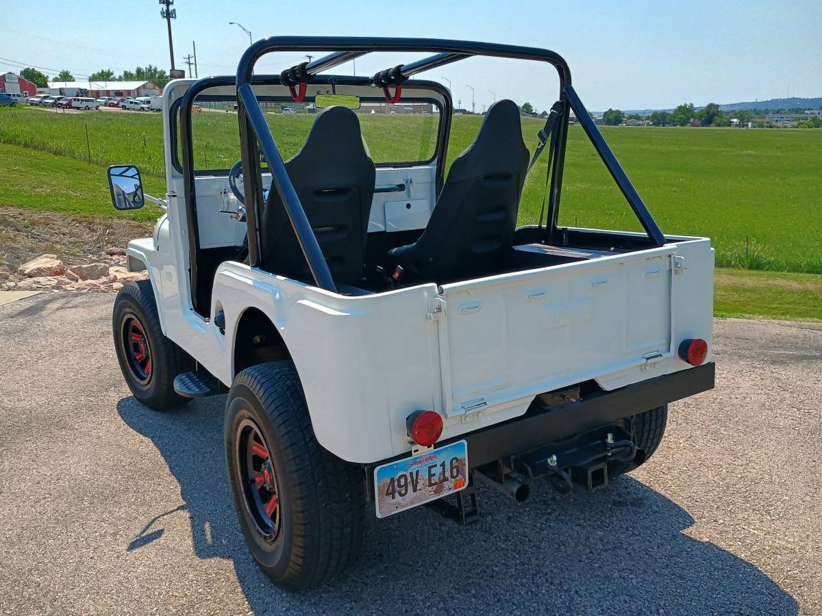 Willys-jeep-1959-white-7