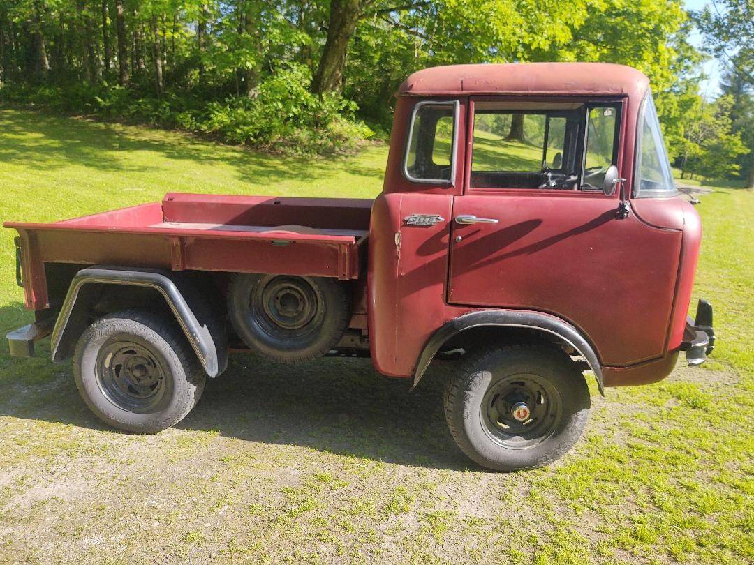 Willys-jeep-fc-150-1959-red-4