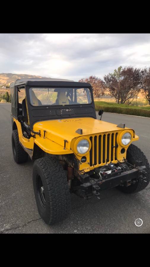 Willys-jeep-m38-1948-yellow-1