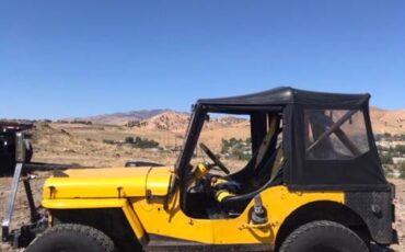 Willys-jeep-m38-1948-yellow-2