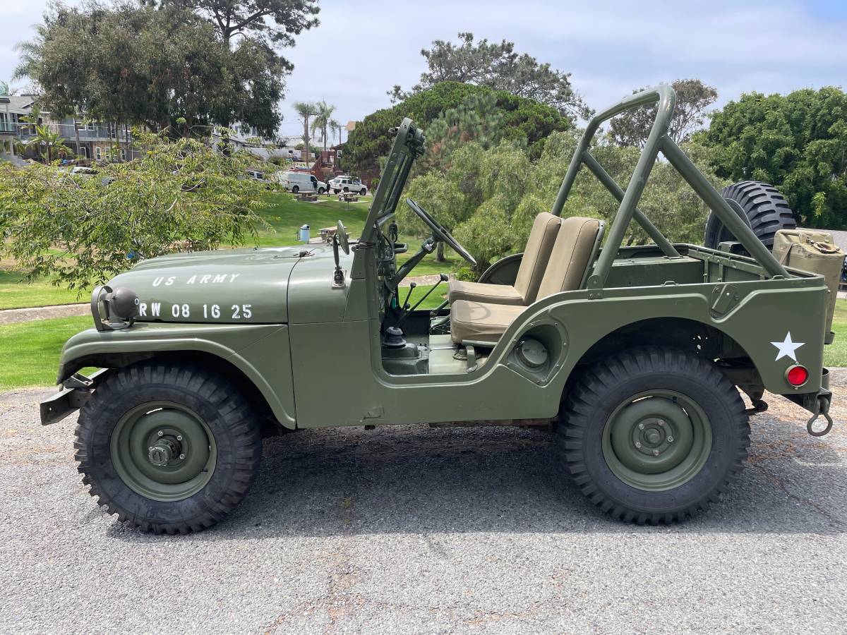 Willys-jeep-m38a1-1952-1