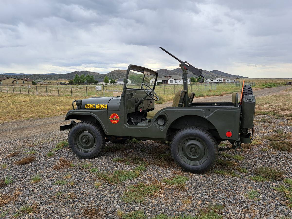 Willys-jeep-m38a1-1952-green-4