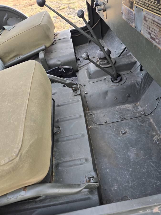 Willys-jeep-m38a1-1952-green-6