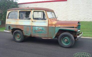 Willys-jeep-wagon-1957-green-6