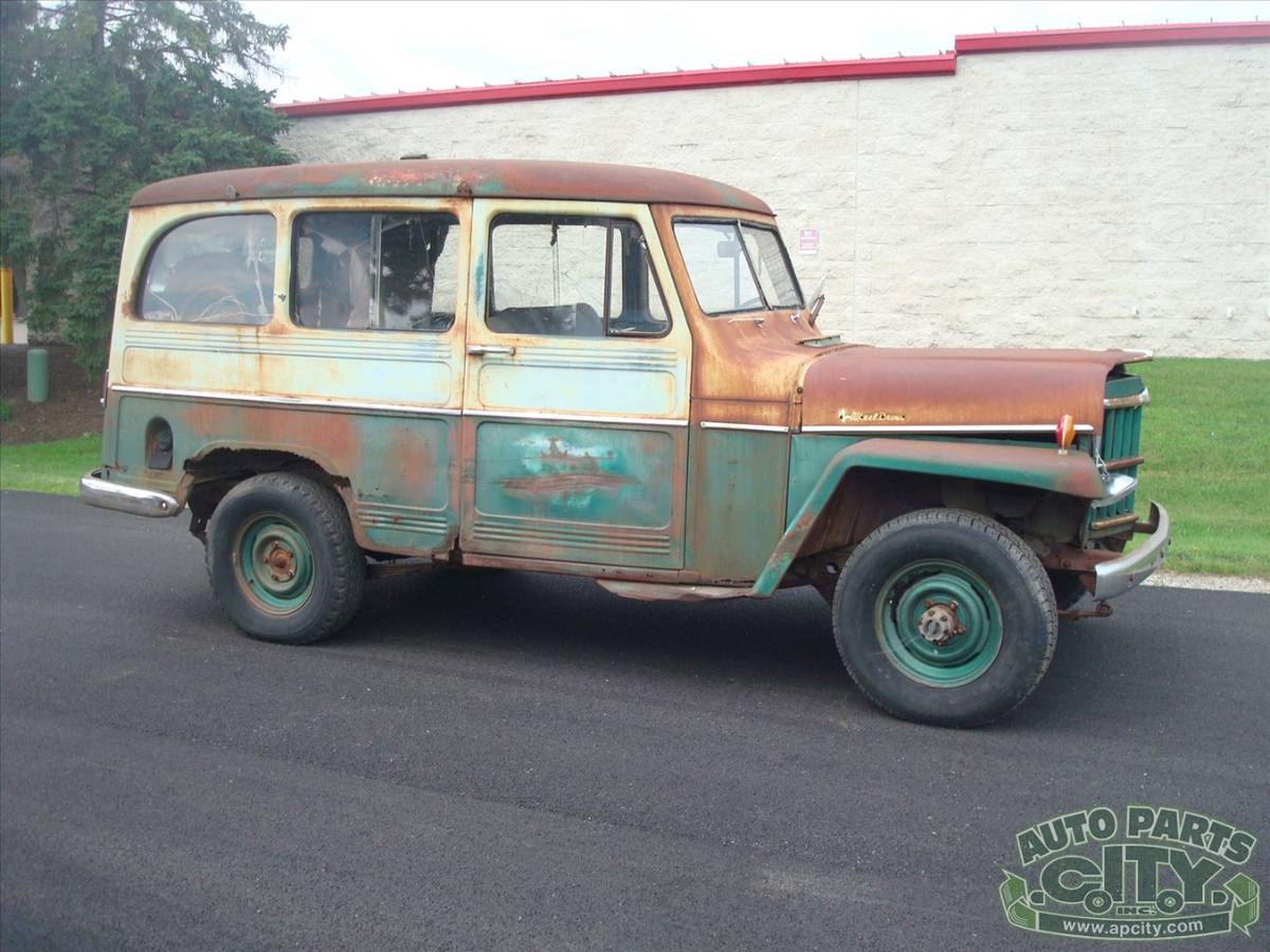 Willys-jeep-wagon-1957-green