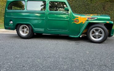 Willys-jeep-wagon-custom-1963-10