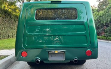 Willys-jeep-wagon-custom-1963-4