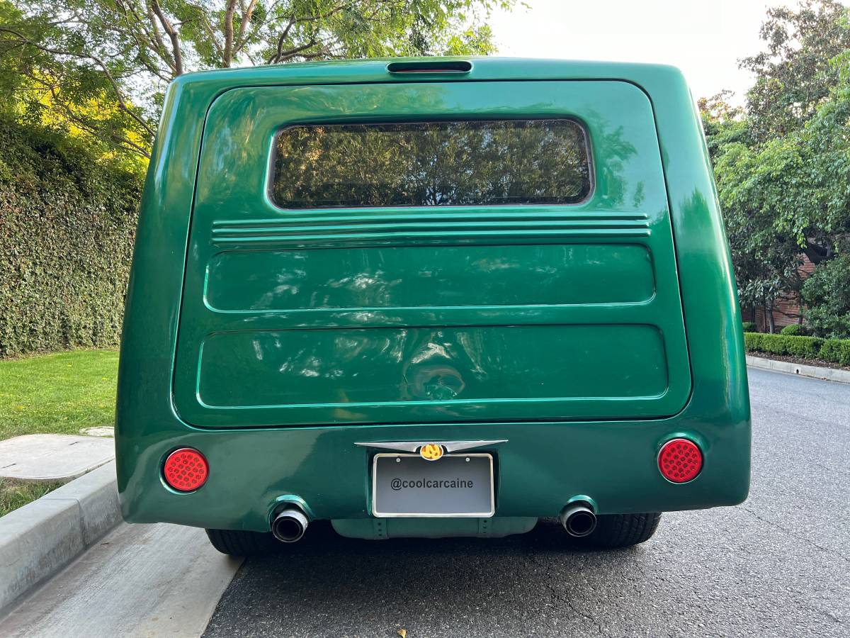 Willys-jeep-wagon-custom-1963-4