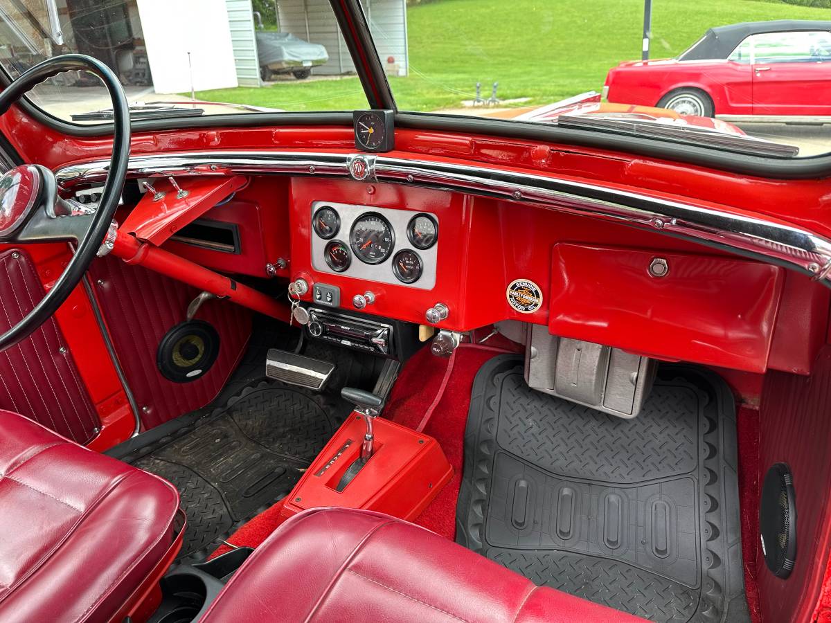 Willys-jeepster-1948-red-15