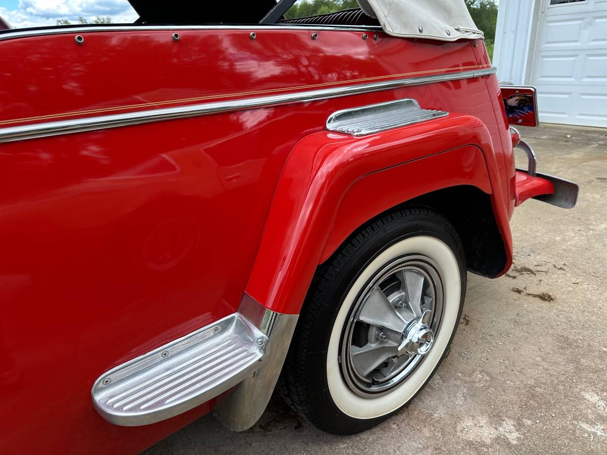 Willys-jeepster-1948-red-16