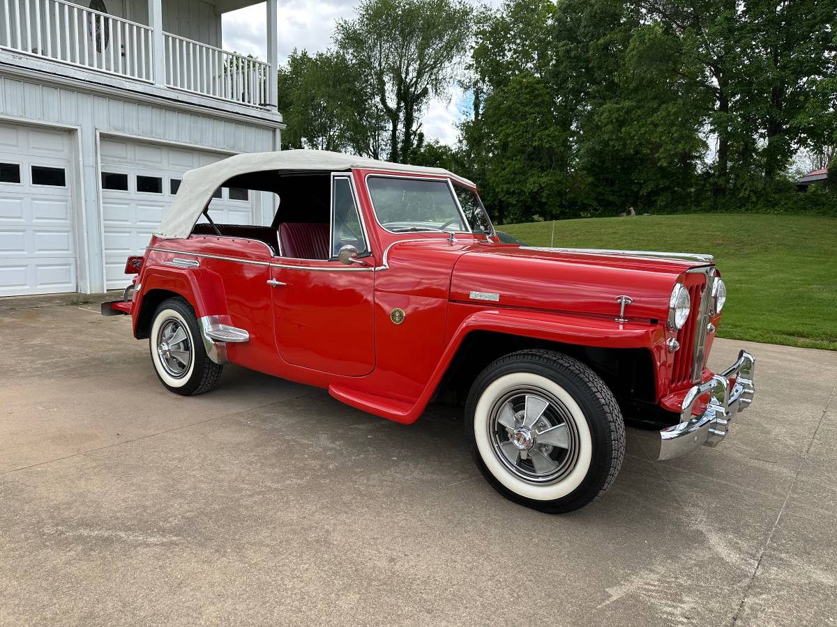 Willys-jeepster-1948-red-3