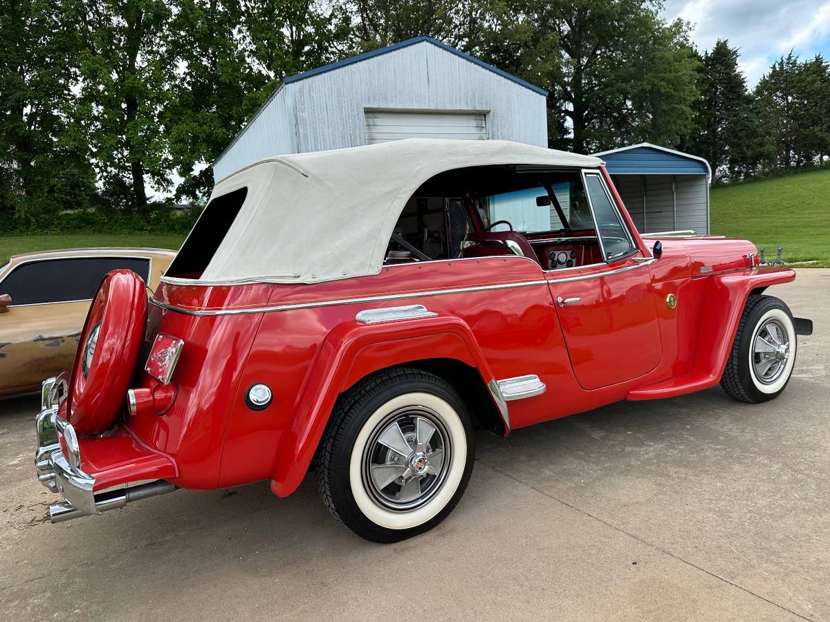 Willys-jeepster-1948-red-5