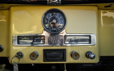 Willys-jeepster-1950-1