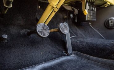 Willys-jeepster-1950-12