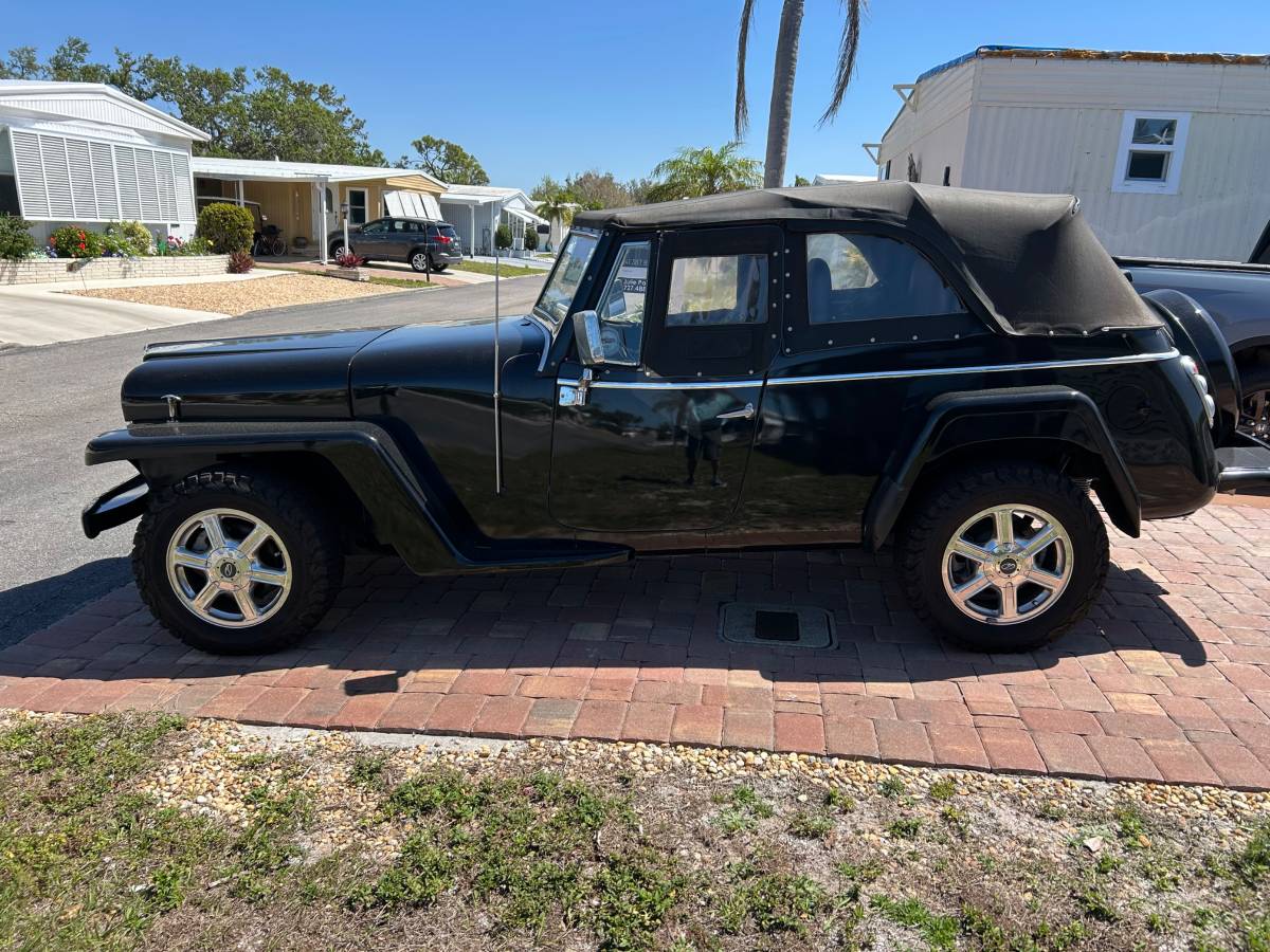 Willys-jeepster-1950-5