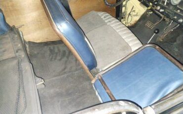 Willys-jeepster-1950-blue-11